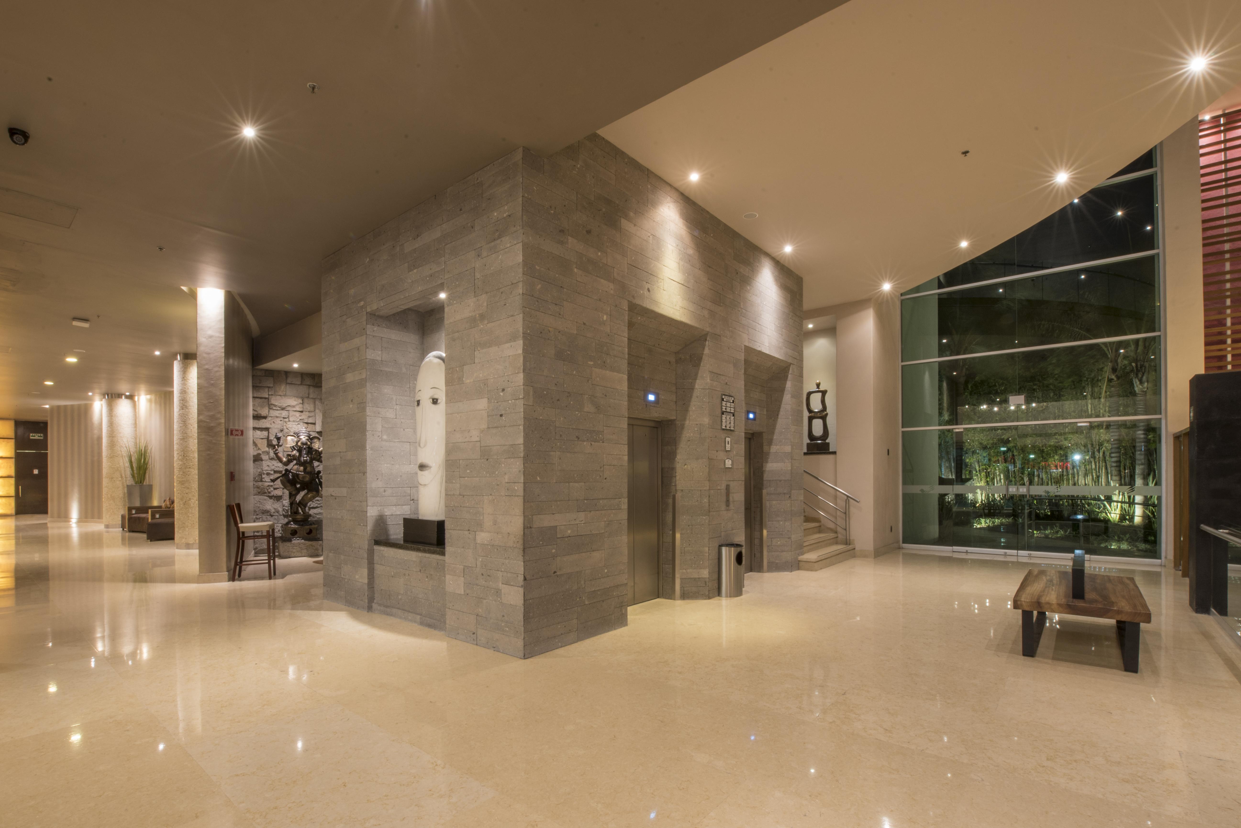 Victoria Ejecutivo Hotel Guadalajara Exterior photo